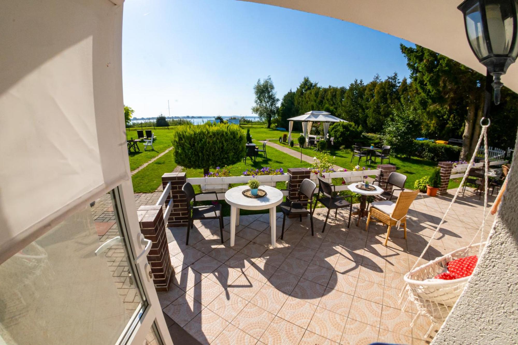 Avista Mielno Hotell Unieście Exteriör bild